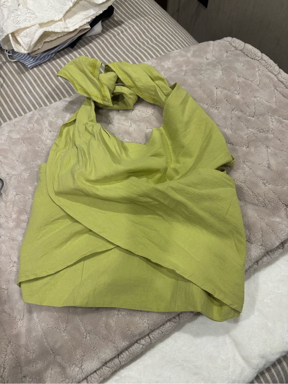 Light Green Women's Knot-Handle Shoulder Bag-never worn